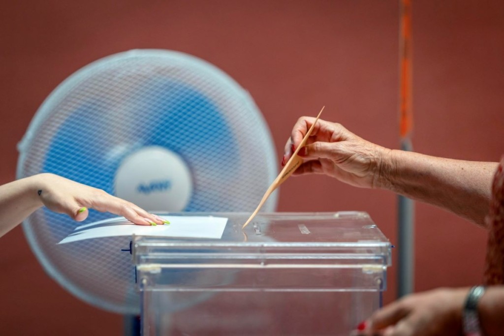 Εκλογές στην Iσπανία: Προηγείται το Λαϊκό Κόμμα σύμφωνα με δημοσκοπήσεις