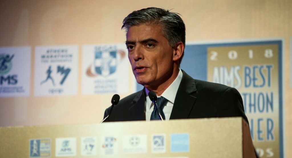 Αυτή είναι η δημοσιογράφος που ήταν παντρεμένος ο Νίκος Ευαγγελάτος πριν την Τατιάνα Στεφανίδου