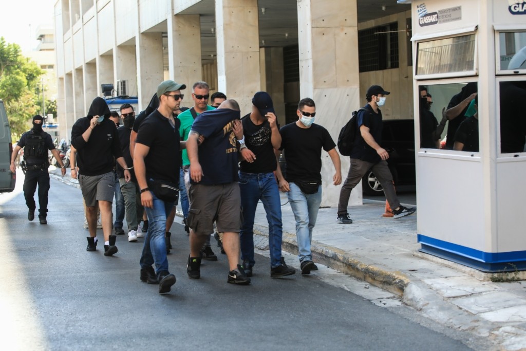 Οι 13 βασικοί ύποπτοι της δολοφονίας του Μιχάλη στη Νέα Φιλαδέλφεια – Τρεις Έλληνες ανάμεσά τους