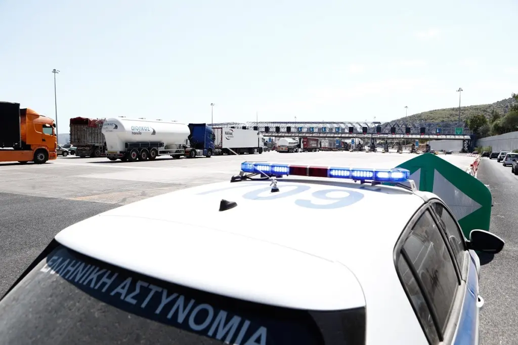 Σοκάρουν οι λεπτομέρειες από τον «εφιάλτη» της Αθηνών-Κορίνθου – «Ζούμε κατά τύχη»