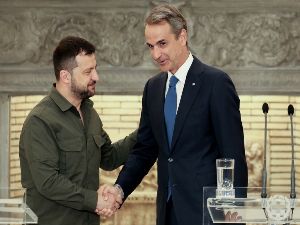 Κοινές δηλώσεις Μητσοτάκη-Ζελένσκι μετά τη συνάντηση τους στο Μέγαρο Μαξίμου