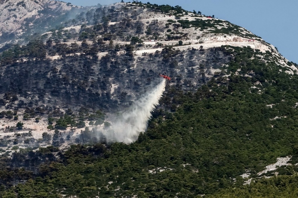 Μεγάλος κίνδυνος για την επόμενη ημέρα στην Πάρνηθα – Προειδοποιούν για πλημμύρες μετά τις πυρκαγιές οι ειδικοί
