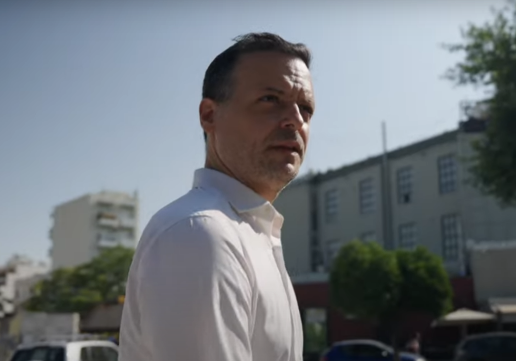 Ο Χάρης Δούκας υποψήφιος στον δήμο Αθηναίων με τη στήριξη του ΠΑΣΟΚ