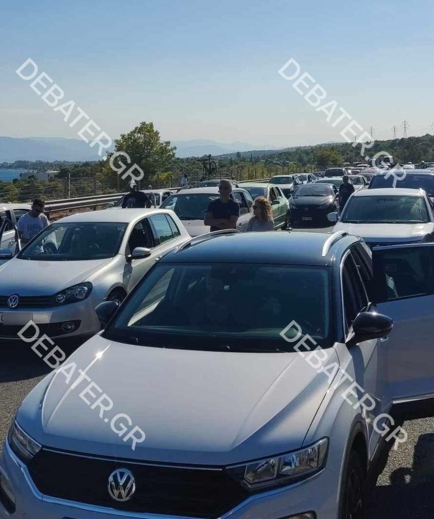 Φωτιά σε βυτιοφόρο: Άνοιξε η Εθνική Αθηνών-Κορίνθου – Ολοκληρώθηκε η μετάγγιση