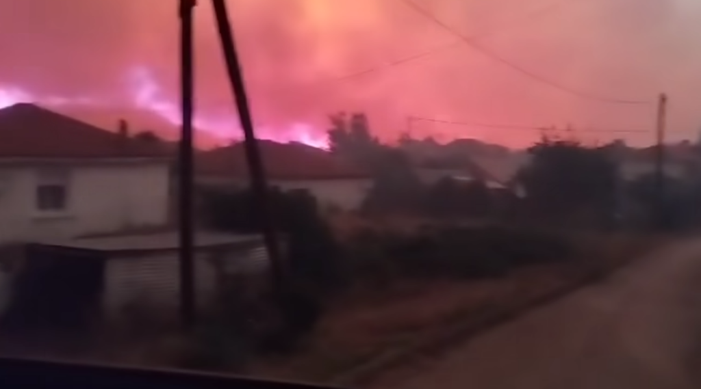 Φωτιά στον Έβρο: Καίγεται για τρίτη μέρα η Δαδιά – Η κατάσταση στα πύρινα μέτωπα στην Αλεξανδρούπολη