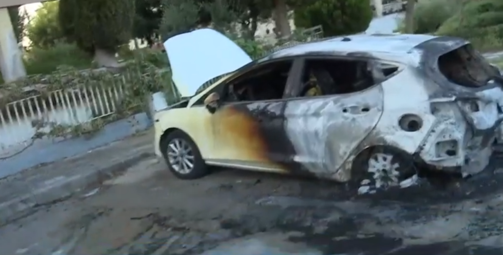 Θεσσαλονίκη: Νύχτα τρόμου με φωτιά σε αυτοκίνητα στην Καλαμαριά (vid)