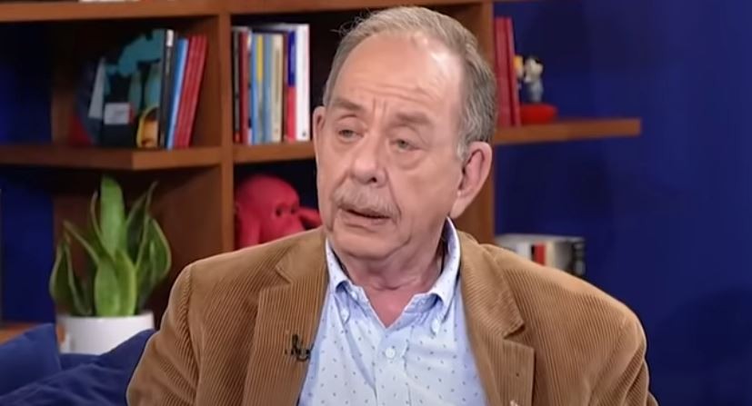 Οι πρώτες δηλώσεις του Ηλία Μαμαλάκη μετά το εξιτήριο από το νοσοκομείο – “Πέρασα μια περίπλοκη περιπέτεια” (vid)