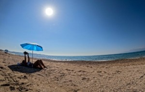 Κρήτη: Περιπέτεια για δύο νεαρές στον Μπάλο – Έκαναν SUP και παρασύρθηκαν από τους δυνατούς ανέμους