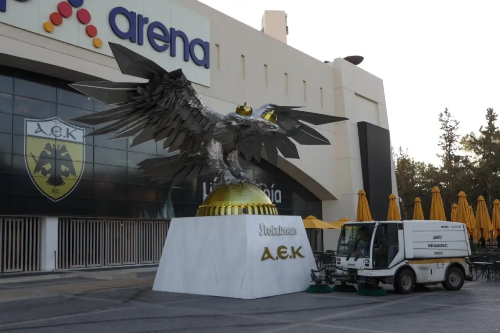 Λεπτό προς λεπτό η αιματηρή συμπλοκή στη Νέα Φιλαδέλφεια – Τι αναφέρει το διαβιβαστικό της ΕΛΑΣ