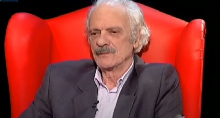 Στην Εντατική ο Σπύρος Φωκάς – Δίνει “μάχη” για να κρατηθεί στη ζωή