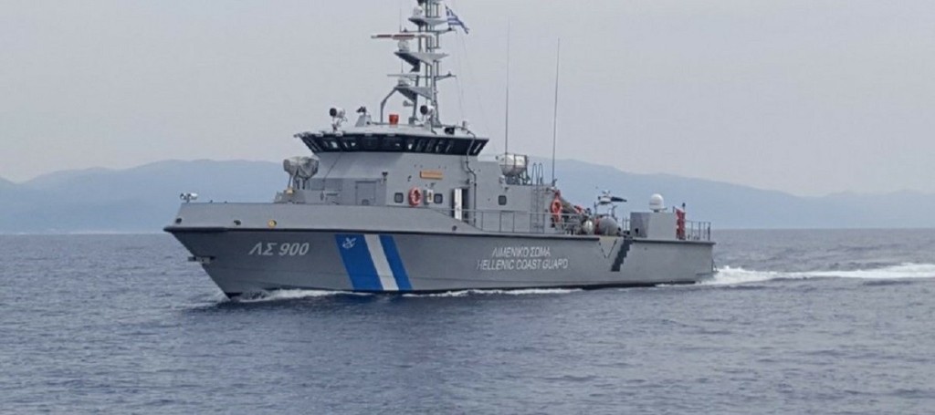 Διασώθηκαν 98 μετανάστες στη Σάμο – Καρέ καρέ οι επιχειρήσεις του Λιμενικού (vids)