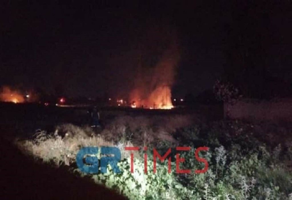 Συναγερμός για φωτιά στο Σέιχ Σου – Τέθηκε άμεσα υπό έλεγχο
