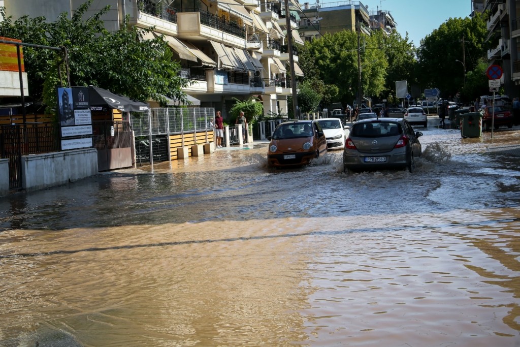 Κυκλοφοριακές ρυθμίσεις στη Θεσσαλία – Αυτή είναι η κατάσταση στο οδικό δίκτυο μετά τις πλημμύρες