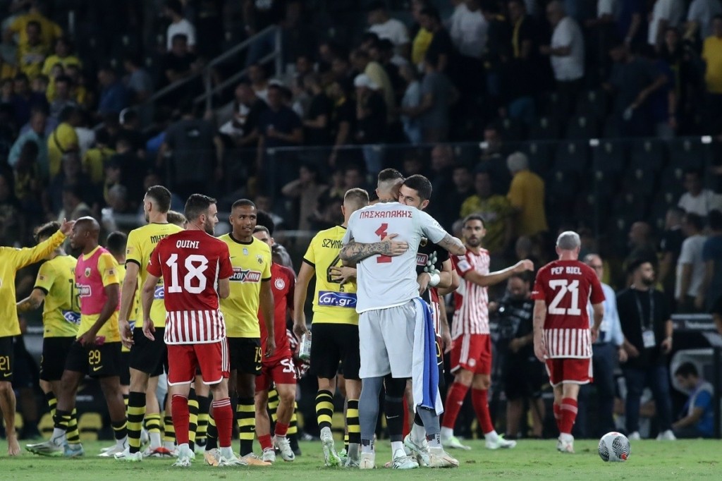 Super League: Έμειναν στην ισοπαλία ΑΕΚ και Ολυμπιακός (vids)