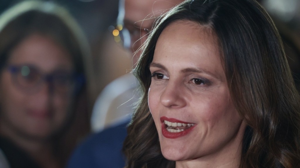 Επιμένει η Έφη Αχτσιόγλου για debate με τον Στέφανο Κασσελάκη – Η απάντηση μετά το “όχι”