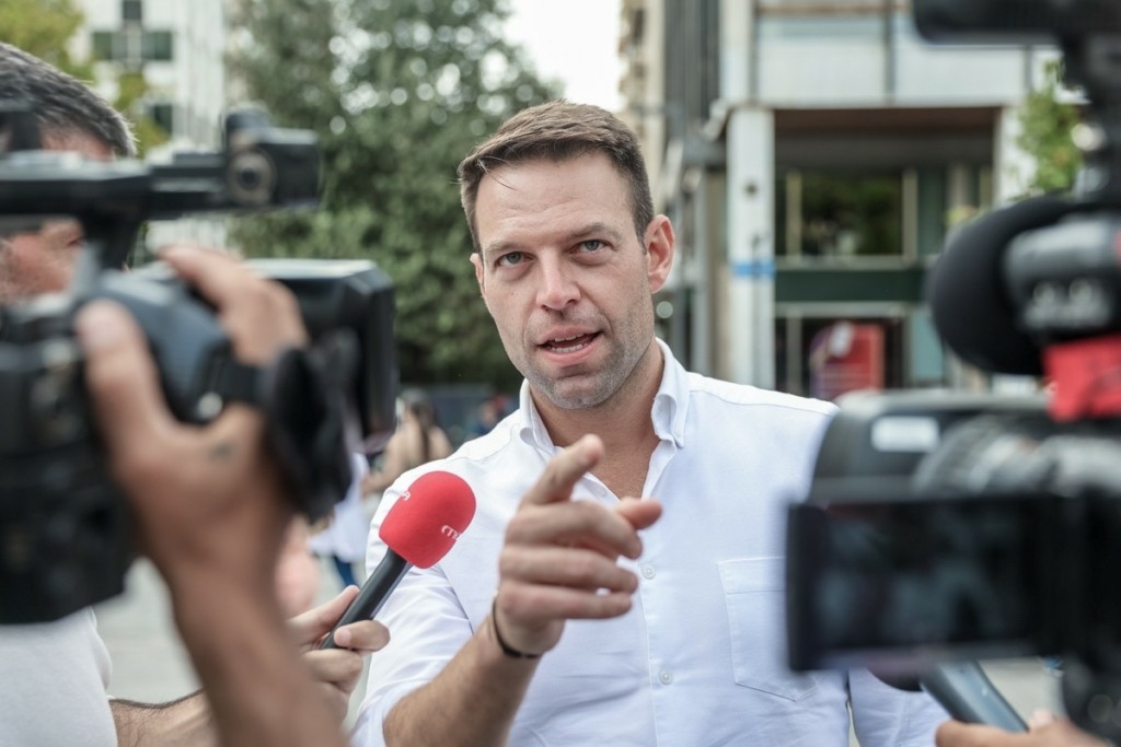 Ο Κασσελάκης παραδέχεται εμμέσως το κόψιμο της Δόμνας στο μοντάζ: “Εμφανίστηκε απρόσκλητη”