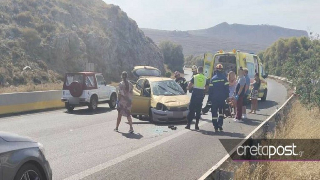 Σοβαρό τροχαίο στον ΒΟΑΚ – Εγκλωβίστηκε μία γυναίκα στα συντρίμμια