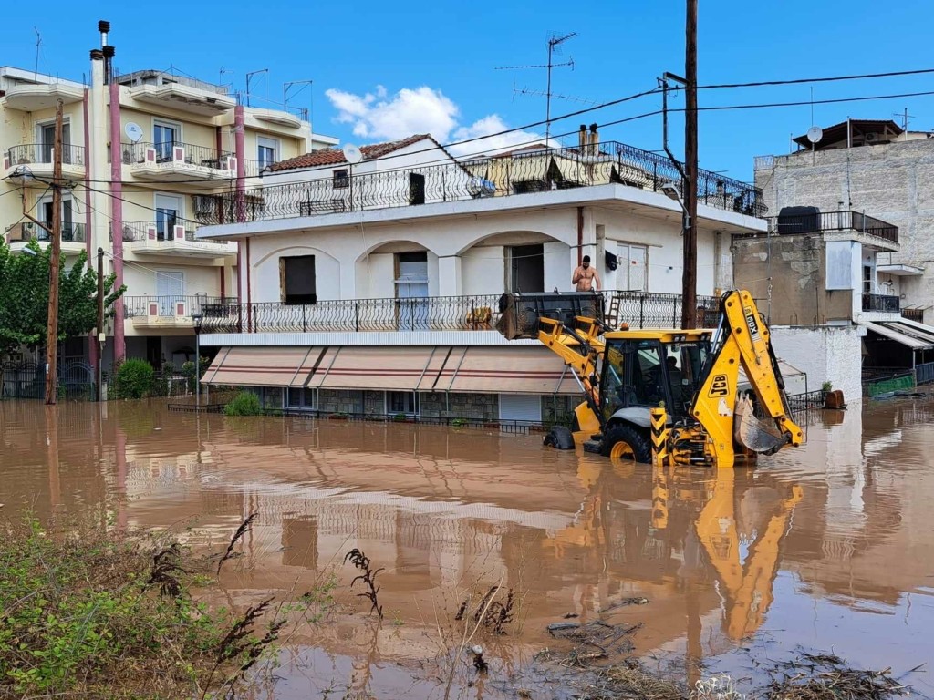 Λάρισα: Ήχησε ξανά το 112 – Εκκενώνεται ο Άγιος Θωμάς
