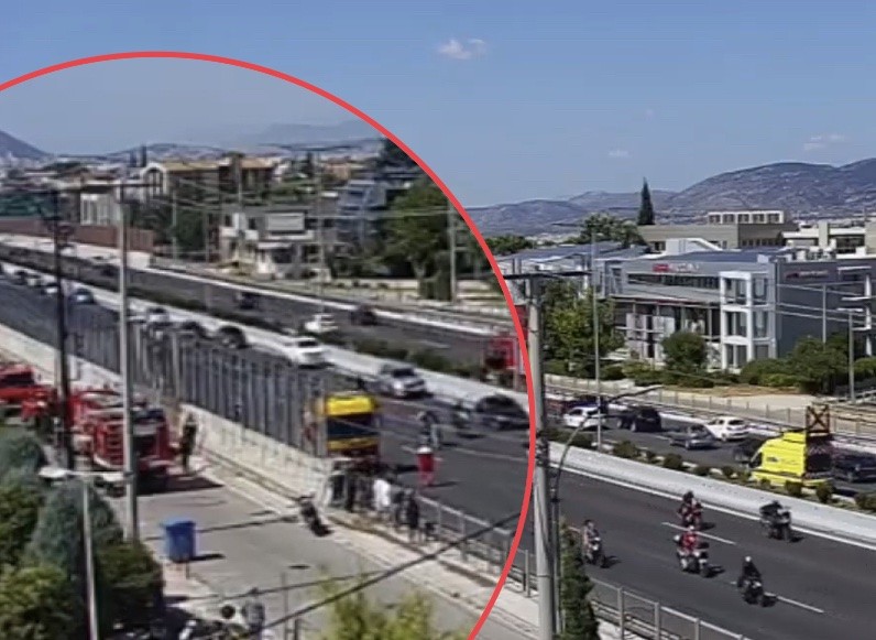 Φωτιά σε αυτοκίνητο στον Κηφισό
