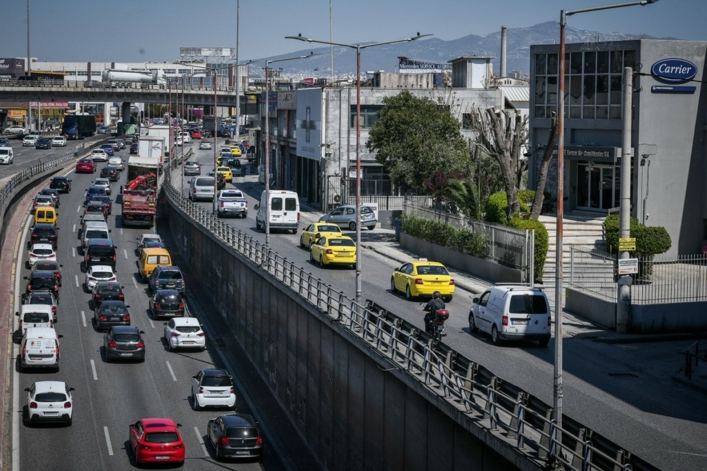 Μποτιλιάρισμα στην Αττική: Ποιοι δρόμοι έχουν αυξημένη κίνηση