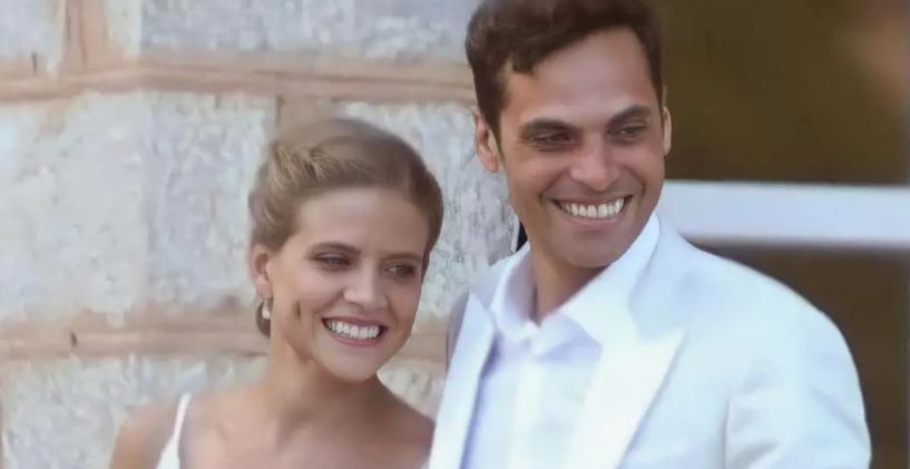 Δανάη Μιχαλάκη – Γιώργος Παπαγεωργίου: Αυτό είναι το φύλο του μωρού που περιμένουν (vid)