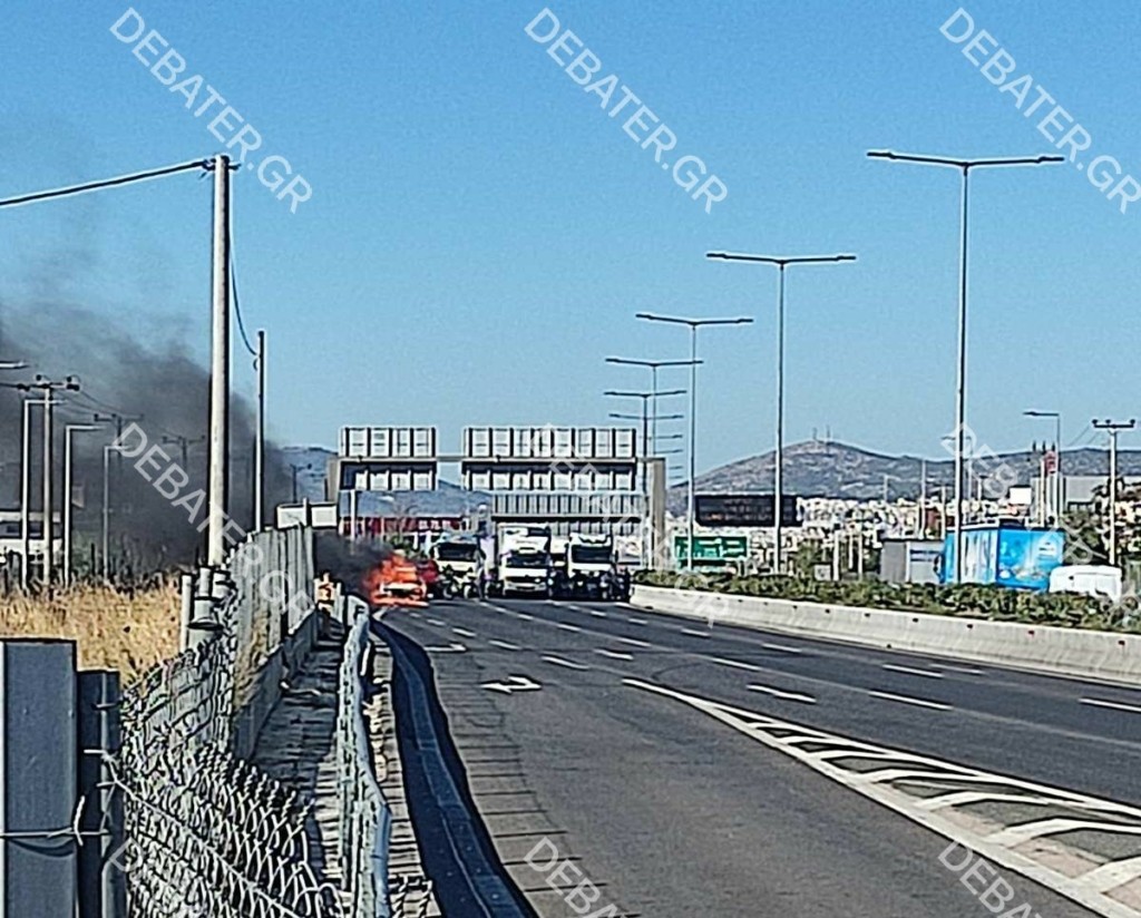 Φωτιά σε αυτοκίνητο στον Κηφισό – Αυξημένη η κίνηση (pics)