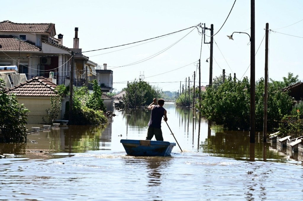 Στις 4.500 οι διασώσεις πολιτών από επίγειες και εναέριες δυνάμεις – Η ενημέρωση από τον Γιάννη Αρτοποιό