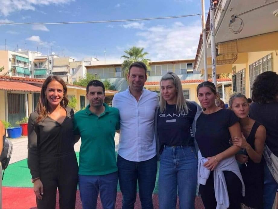 Στέφανος Κασσελάκης και Δόμνα Μιχαηλίδου συναντήθηκαν για καλό σκοπό στην Καλλιθέα