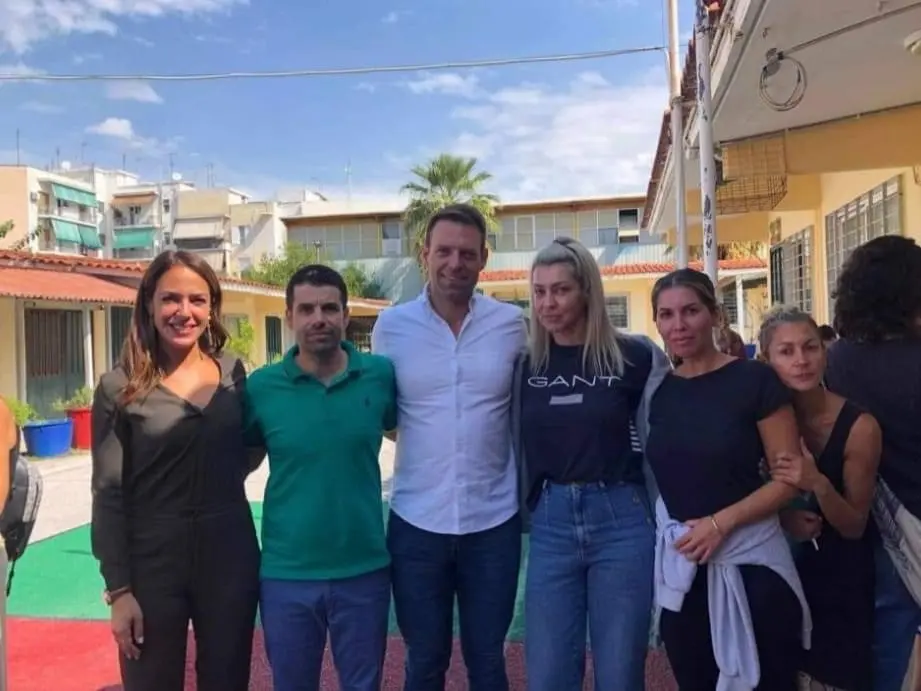 Στέφανος Κασσελάκης και Δόμνα Μιχαηλίδου συναντήθηκαν για καλό σκοπό στην Καλλιθέα