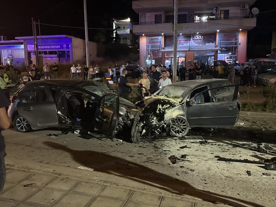 Σφοδρό τροχαίο στο Μαρκόπουλο – Ένας νεκρός και τρεις τραυματίες