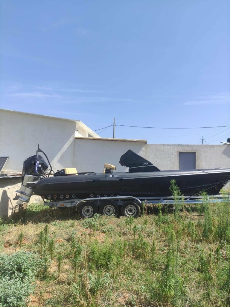 Σε ποια διάσημη ανήκει το σκάφος που εκλάπη από τη Βουλιαγμένη και βρέθηκε στα Άνω Λιόσια