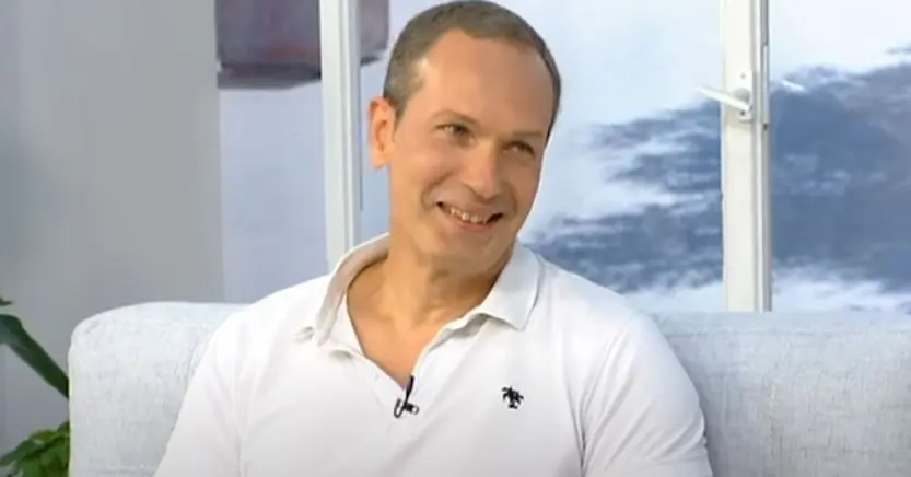 Βασίλης Κούκουρας: Με αυτή την ηθοποιό από το «50-50» είναι ζευγάρι 9 χρόνια (pics)