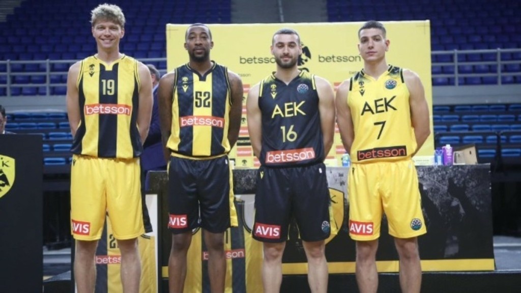 ΑΕΚ: Παρουσίασε τις νέες φανέλες της