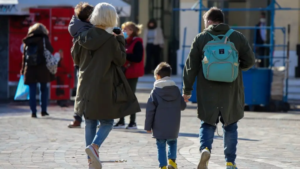 Δημογραφικό: Κατά 58.000 μειώθηκε ο πληθυσμός της Ελλάδας – Αυξήθηκε ο δείκτης βρεφικής θνησιμότητας