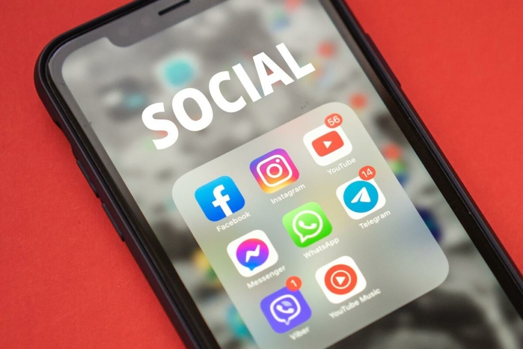 Σκέψεις για συνδρομή σε Instagram και Facebook – Τι αλλάζει και για ποιους