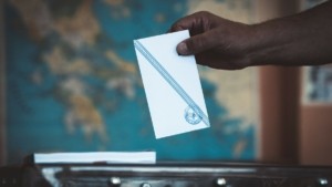 Πιστεύετε ότι πρέπει να αλλάξει ο εκλογικός νόμος;