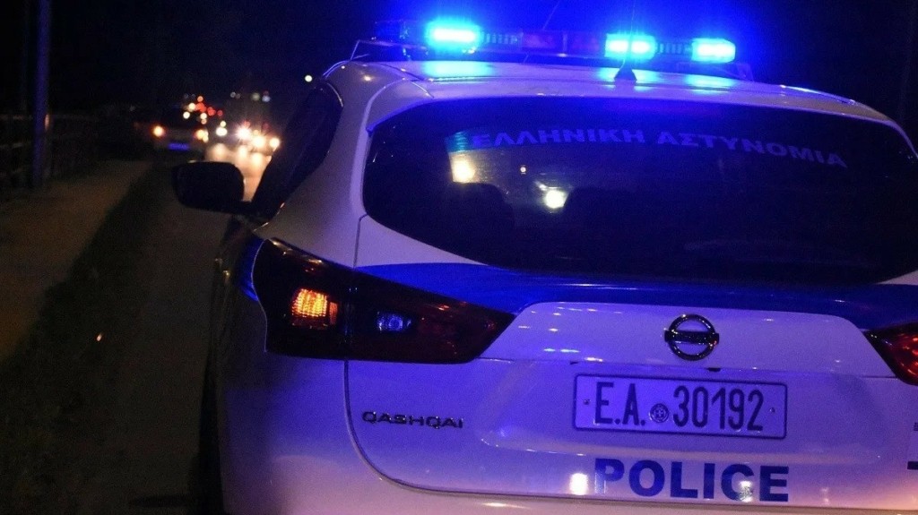 Ακρόπολη: Συνελήφθησαν τρεις κοπέλες που άρπαξαν αλυσίδα από 14χρονη – Την τράβηξαν από τα μαλλιά και την έριξαν στο έδαφος