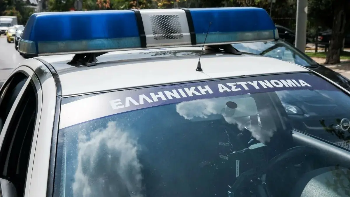 Πειραιάς: Συνελήφθησαν 2 άνδρες για διακίνηση ναρκωτικών – Βρέθηκε εργαστήρι καλλιέργειας υδροπονικής κάνναβης