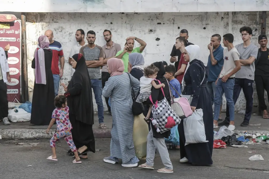 Η απόλυτη κόλαση στη Λωρίδα της Γάζας: Εκτοπισμένος ο μισός πληθυσμός της περιοχής