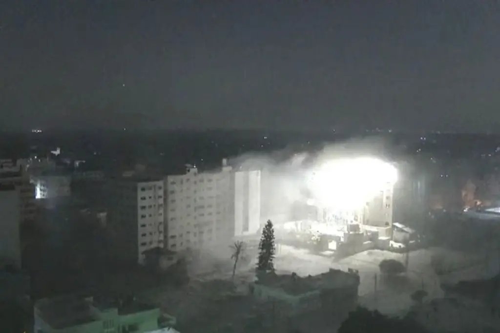 Ισραηλινή αεροπορική επιδρομή κοντά σε νοσοκομείο στη Γάζα – Ένας νεκρός και πολλοί τραυματίες