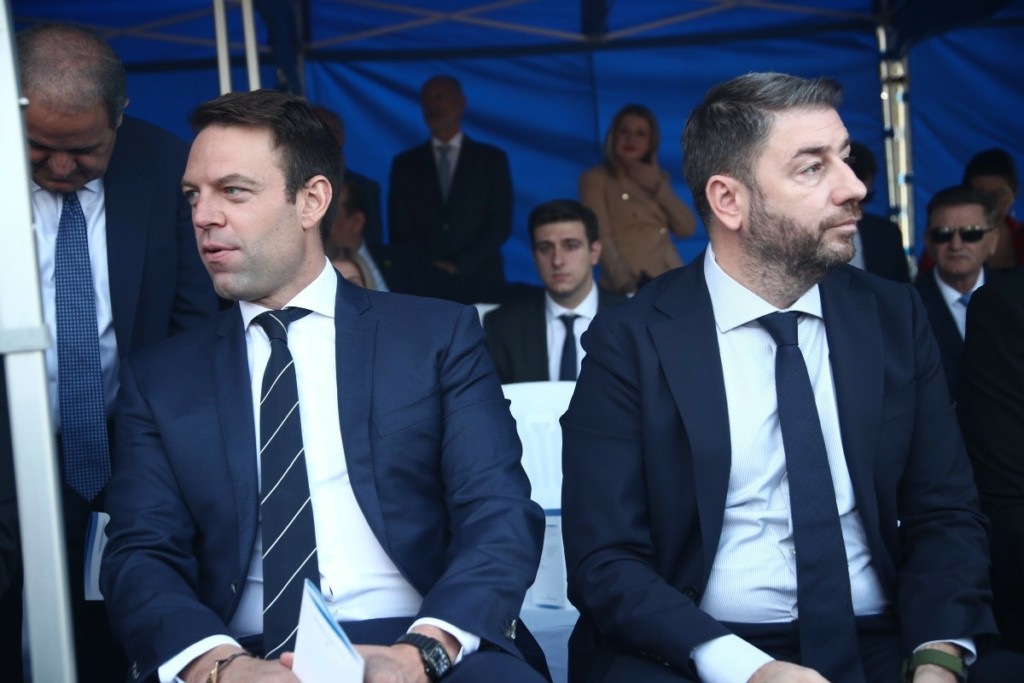 Κασσελάκης – Ανδρουλάκης: Δύο… ξένοι στην ίδια παρέλαση – 5+1 εικόνες
