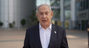 Νετανιάχου: «Ο Μακρόν ενισχύει τον αντισημιτισμό» – «Απαράδεκτο» απαντά το Παρίσι