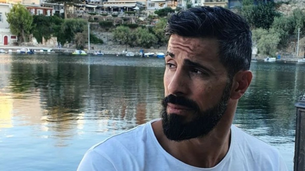 Πολύ δύσκολες ώρες για τον Γιώργο Παράσχο