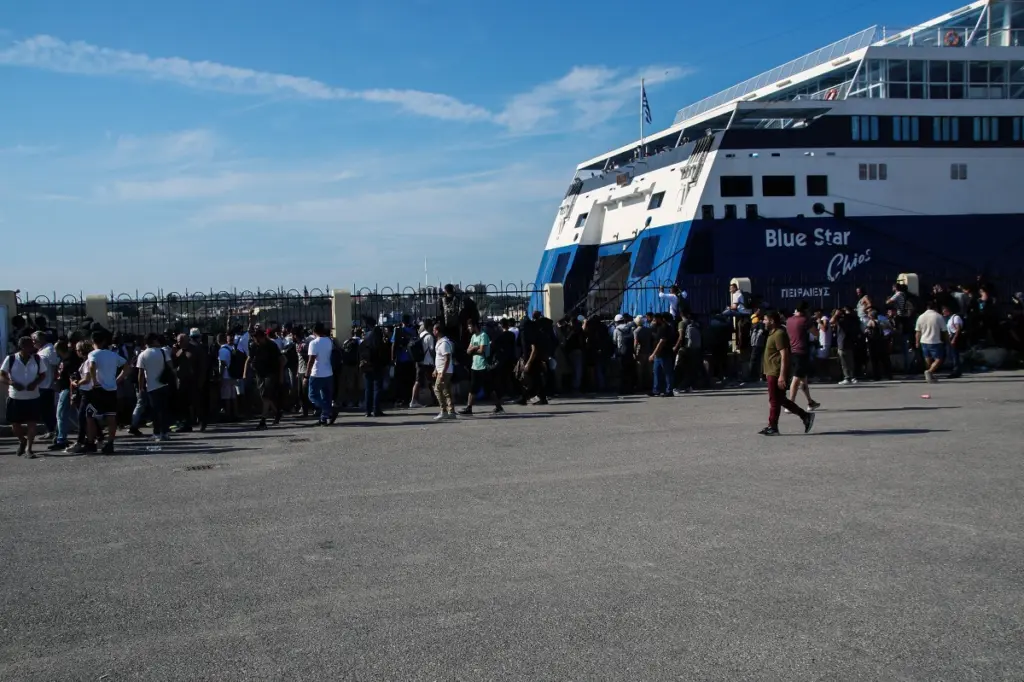 Συνελήφθη 41χρονος ως “αρχηγός” της ομάδας μεταναστών που εμπόδισαν τον απόπλου πλοίου στη Ρόδο