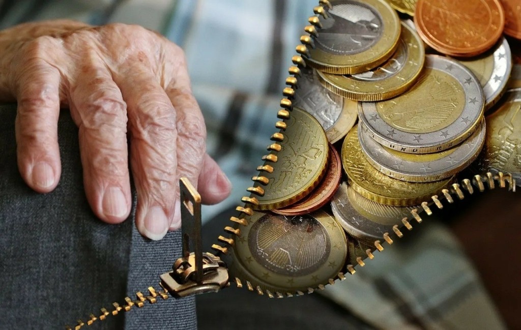 Συντάξεις Ιανουαρίου: Οι ημερομηνίες καταβολής – Αύξηση 2.4% θα δουν οι συνταξιούχοι