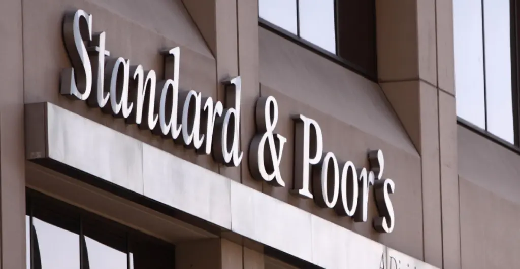 S&P Global Ratings: Παραμένει στο BBB η Ελλάδα με σταθερές τις προοπτικές