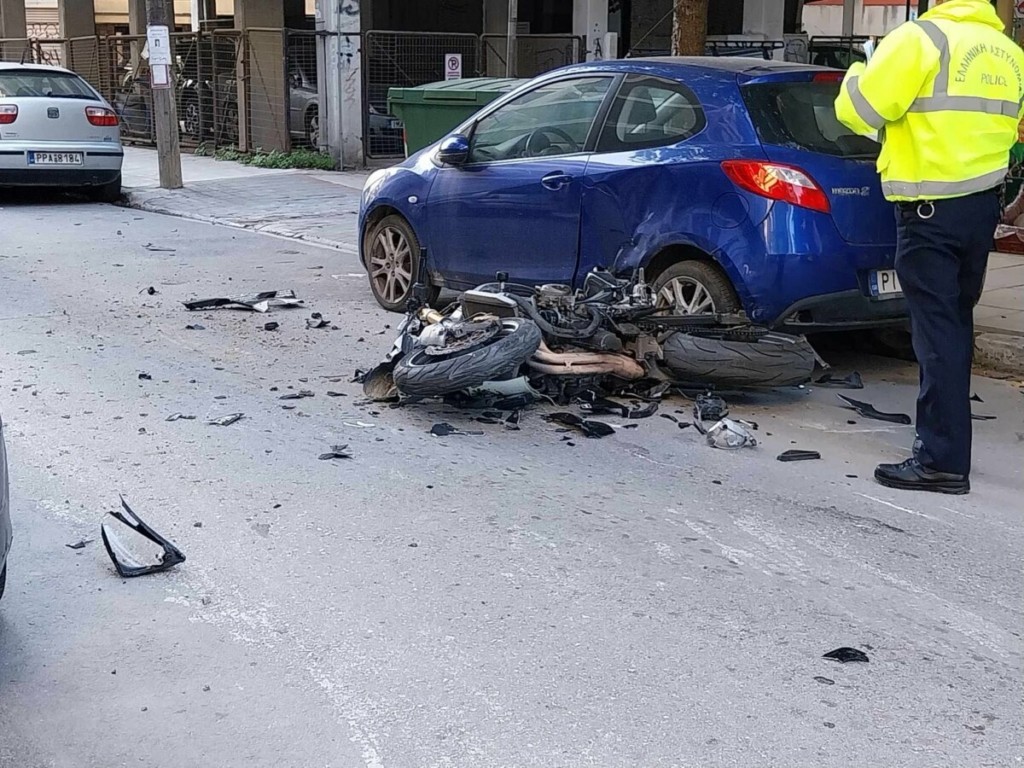 Θανατηφόρο τροχαίο στο κέντρο της Λάρισας – Νεκρός 30χρονος οδηγός μηχανής