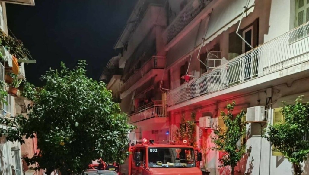 Φωτιά σε διαμέρισμα στου Ζωγράφου