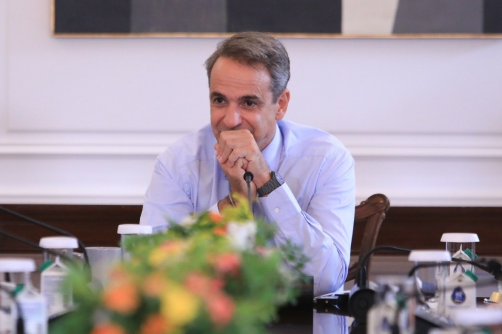 Το “παράδοξο” των δημοσκοπήσεων για την κυβέρνηση