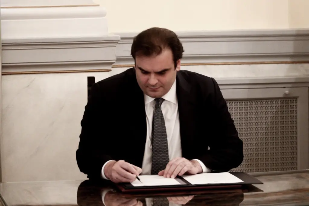 Πιερρακάκης: «Η τεχνητή νοημοσύνη είναι η μεγάλη πρόκληση της εποχής μας και στην εκπαίδευση»